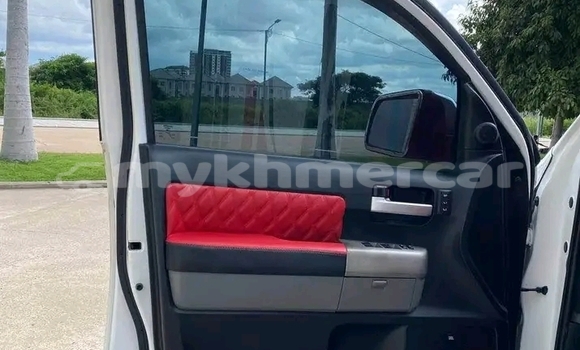 Buy Used Toyota Tundra Other Car in Kampong Chhnang in Kampong Chhnang Province Buy Used Toyota Tundra Other Car in Kampong Chhnang in Kampong Chhnang Province