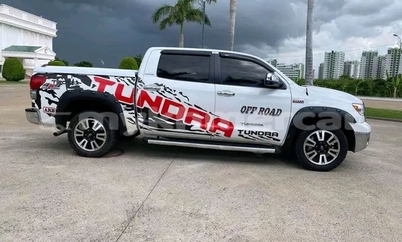 Buy Used Toyota Tundra Other Car in Kampong Chhnang in Kampong Chhnang Province Buy Used Toyota Tundra Other Car in Kampong Chhnang in Kampong Chhnang Province