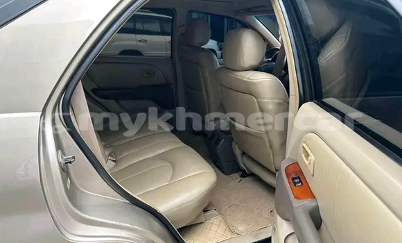 Buy Used Lexus RX 330 Other Car in Cheom Ksan in Preah Vihear Province Buy Used Lexus RX 330 Other Car in Cheom Ksan in Preah Vihear Province