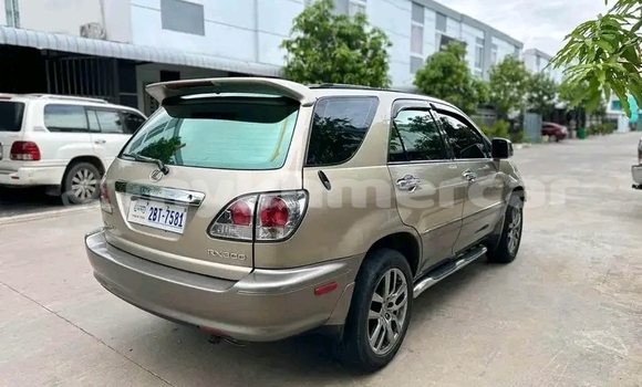 Buy Used Lexus RX 330 Other Car in Cheom Ksan in Preah Vihear Province Buy Used Lexus RX 330 Other Car in Cheom Ksan in Preah Vihear Province