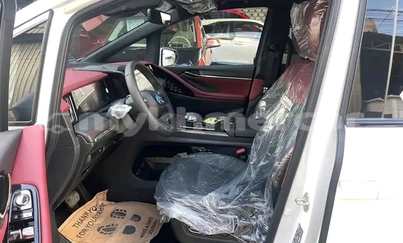 Buy Used GAC Trumpchi GS8 White Car in Moung Ruessei in Battambang Province Buy Used GAC Trumpchi GS8 White Car in Moung Ruessei in Battambang Province