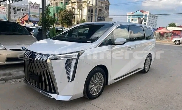 Buy Used GAC Trumpchi GS8 White Car in Moung Ruessei in Battambang Province Buy Used GAC Trumpchi GS8 White Car in Moung Ruessei in Battambang Province