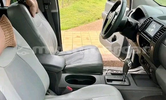 Buy Used Nissan Frontier White Car in Cheom Ksan in Preah Vihear Province Buy Used Nissan Frontier White Car in Cheom Ksan in Preah Vihear Province