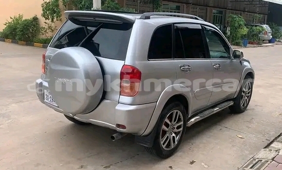 Buy Used Toyota RAV4 Other Car in Chbar Mon in Kampong Speu Province Buy Used Toyota RAV4 Other Car in Chbar Mon in Kampong Speu Province