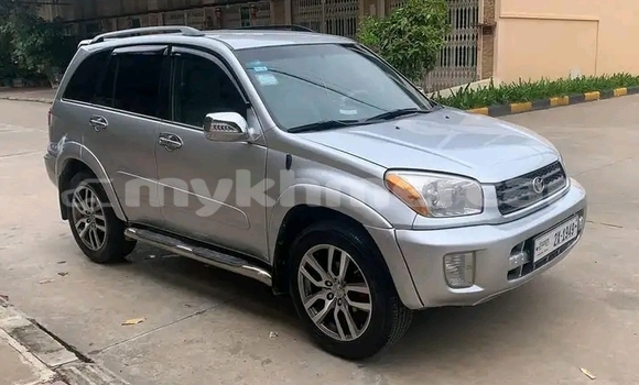 Buy Used Toyota RAV4 Other Car in Chbar Mon in Kampong Speu Province Buy Used Toyota RAV4 Other Car in Chbar Mon in Kampong Speu Province