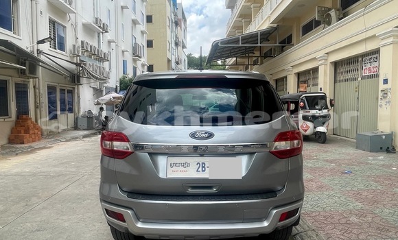 Buy Used Ford Everest Silver Car in Phnom Penh in Phnom Penh Buy Used Ford Everest Silver Car in Phnom Penh in Phnom Penh