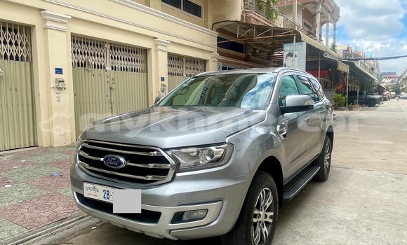 Buy Used Ford Everest Silver Car in Phnom Penh in Phnom Penh Buy Used Ford Everest Silver Car in Phnom Penh in Phnom Penh