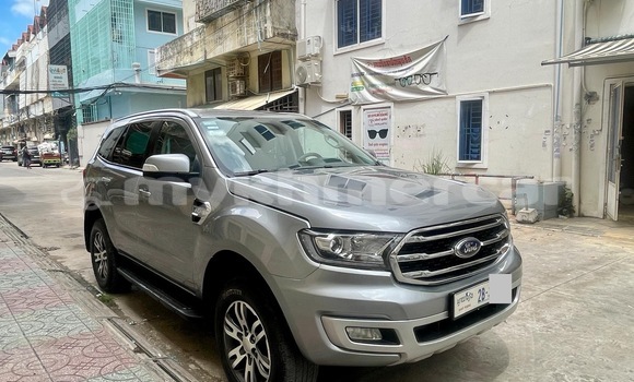 Buy Used Ford Everest Silver Car in Phnom Penh in Phnom Penh Buy Used Ford Everest Silver Car in Phnom Penh in Phnom Penh