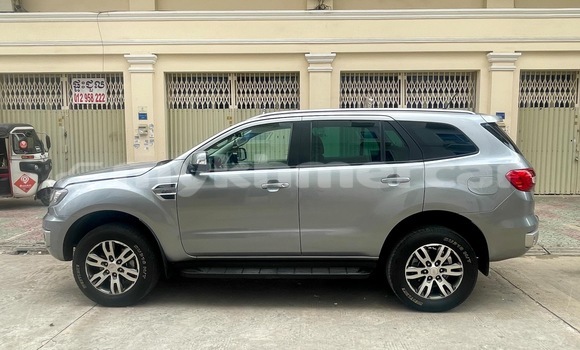 Buy Used Ford Everest Silver Car in Phnom Penh in Phnom Penh Buy Used Ford Everest Silver Car in Phnom Penh in Phnom Penh