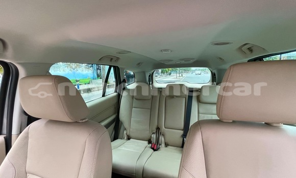 Buy Used Ford Everest Silver Car in Phnom Penh in Phnom Penh Buy Used Ford Everest Silver Car in Phnom Penh in Phnom Penh