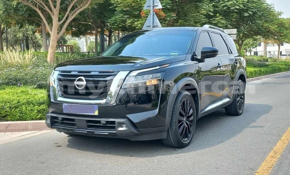 Buy Used Nissan Pathfinder Black Car in Phnom Penh in Phnom Penh Buy Used Nissan Pathfinder Black Car in Phnom Penh in Phnom Penh