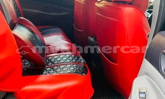 Buy Used Toyota Tacoma Black Car in Chbar Mon in Kampong Speu Province Buy Used Toyota Tacoma Black Car in Chbar Mon in Kampong Speu Province