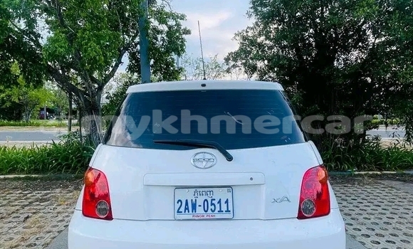 Buy Used Toyota Scion TC White Car in Phnom Srok in Banteay Meanchey Province Buy Used Toyota Scion TC White Car in Phnom Srok in Banteay Meanchey Province