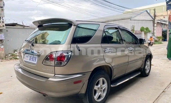 Buy Used Lexus RX 330 Other Car in Mongkol Borey in Banteay Meanchey Province Buy Used Lexus RX 330 Other Car in Mongkol Borey in Banteay Meanchey Province