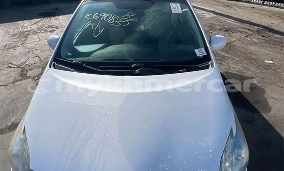 Buy Used Toyota Prius White Car in Cheom Ksan in Preah Vihear Province Buy Used Toyota Prius White Car in Cheom Ksan in Preah Vihear Province