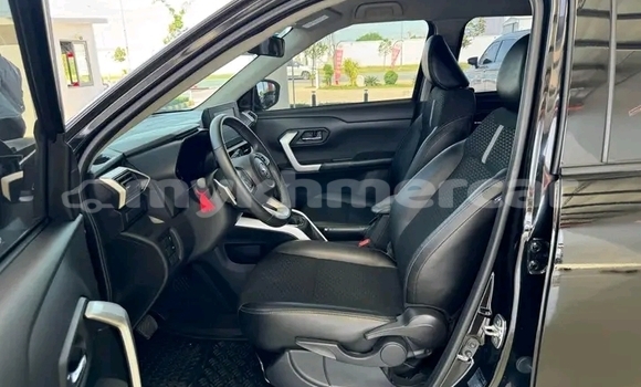 Buy Used Toyota Rush Black Car in Chbar Mon in Kampong Speu Province Buy Used Toyota Rush Black Car in Chbar Mon in Kampong Speu Province