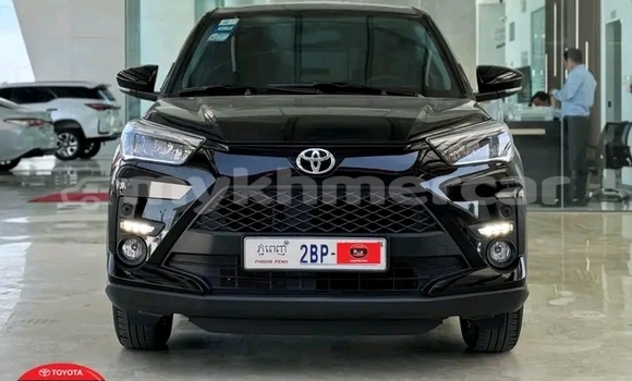 Buy Used Toyota Rush Black Car in Chbar Mon in Kampong Speu Province Buy Used Toyota Rush Black Car in Chbar Mon in Kampong Speu Province