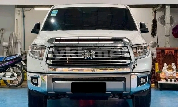 Buy Used Toyota Tundra White Car in Cheom Ksan in Preah Vihear Province Buy Used Toyota Tundra White Car in Cheom Ksan in Preah Vihear Province