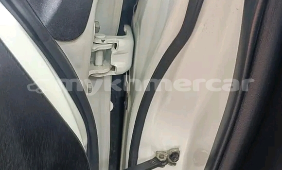 Buy Used Toyota Prius White Car in Cheom Ksan in Preah Vihear Province Buy Used Toyota Prius White Car in Cheom Ksan in Preah Vihear Province