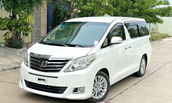 Buy Used Toyota Alphard Other Car in Banteay Meanchey in Banteay Meanchey Province