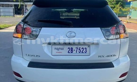 Buy Used Toyota RAV4 Other Car in Banteay Meanchey in Banteay Meanchey Province Buy Used Toyota RAV4 Other Car in Banteay Meanchey in Banteay Meanchey Province