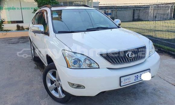 Acheter Occasion Voiture Toyota RAV4 Autre à Bavet, Svay Rieng Province Acheter Occasion Voiture Toyota RAV4 Autre à Bavet, Svay Rieng Province