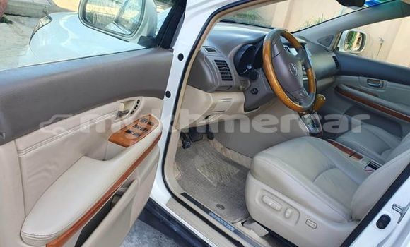 Acheter Occasion Voiture Toyota RAV4 Autre à Bavet, Svay Rieng Province Acheter Occasion Voiture Toyota RAV4 Autre à Bavet, Svay Rieng Province