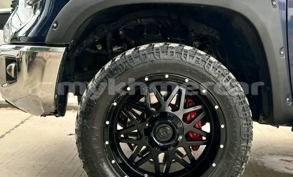 Buy Used Toyota Tundra Black Car in Banlung in Ratanakiri Province Buy Used Toyota Tundra Black Car in Banlung in Ratanakiri Province