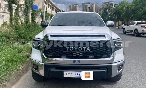 Buy Used Toyota Tundra White Car in Cheom Ksan in Preah Vihear Province Buy Used Toyota Tundra White Car in Cheom Ksan in Preah Vihear Province