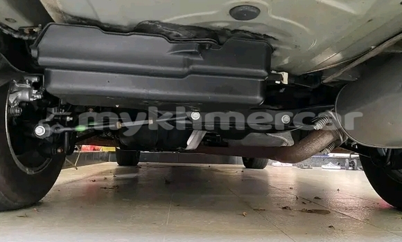 Buy Used Toyota Highlander White Car in Cheom Ksan in Preah Vihear Province Buy Used Toyota Highlander White Car in Cheom Ksan in Preah Vihear Province