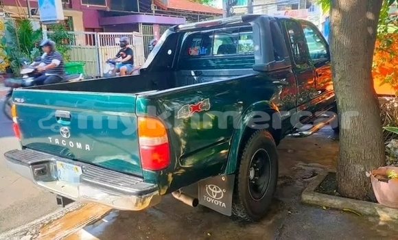 Buy Used Toyota Tacoma Green Car in Cheom Ksan in Preah Vihear Province Buy Used Toyota Tacoma Green Car in Cheom Ksan in Preah Vihear Province