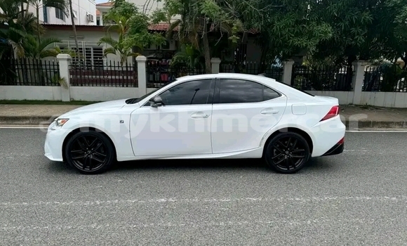 Buy Used Lexus IS White Car in Battambang in Battambang Province
