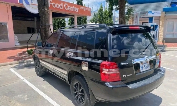 Buy Used Toyota Highlander Black Car in Cheom Ksan in Preah Vihear Province Buy Used Toyota Highlander Black Car in Cheom Ksan in Preah Vihear Province