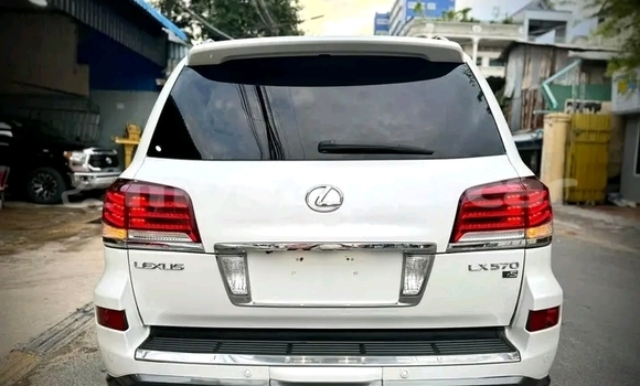 Buy Used Lexus LX 570 White Car in Chbar Mon in Kampong Speu Province Buy Used Lexus LX 570 White Car in Chbar Mon in Kampong Speu Province