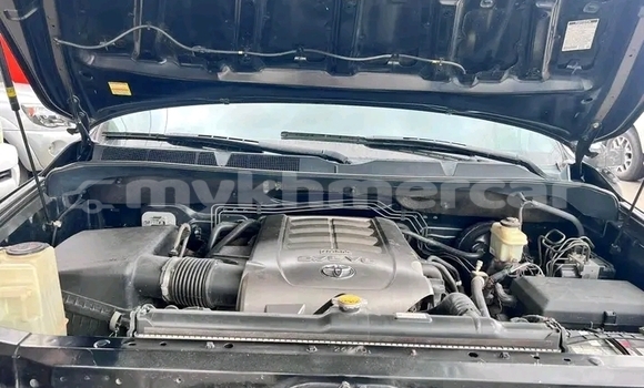 Buy Used Toyota Tundra Black Car in Chbar Mon in Kampong Speu Province Buy Used Toyota Tundra Black Car in Chbar Mon in Kampong Speu Province