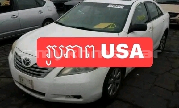 Buy Used Toyota Camry White Car in Cheom Ksan in Preah Vihear Province Buy Used Toyota Camry White Car in Cheom Ksan in Preah Vihear Province