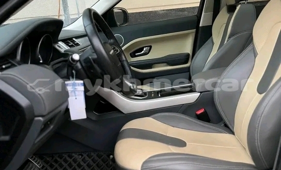 Buy Used Range Rover Evoque Black Car in Chbar Mon in Kampong Speu Province Buy Used Range Rover Evoque Black Car in Chbar Mon in Kampong Speu Province