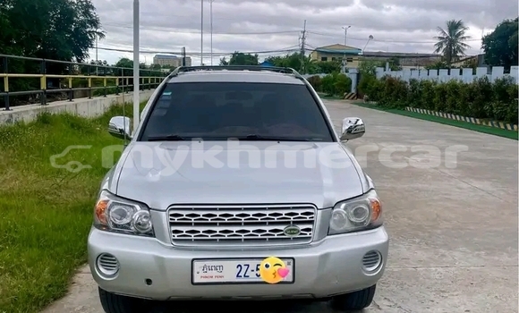 Buy Used Toyota Highlander White Car in KratiΓ© in KratiΓ© Province Buy Used Toyota Highlander White Car in KratiΓ© in KratiΓ© Province