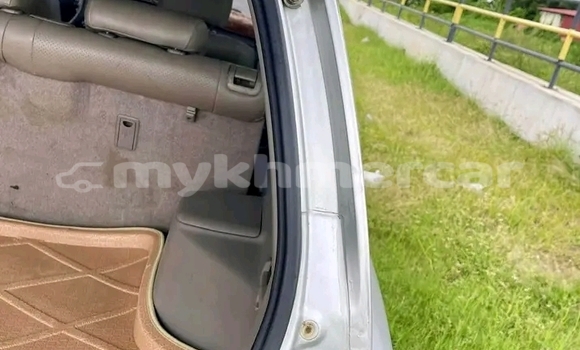 Buy Used Toyota Highlander White Car in KratiΓ© in KratiΓ© Province Buy Used Toyota Highlander White Car in KratiΓ© in KratiΓ© Province