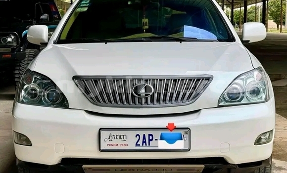 Buy Used Lexus RX 300 White Car in Cheom Ksan in Preah Vihear Province Buy Used Lexus RX 300 White Car in Cheom Ksan in Preah Vihear Province