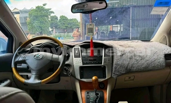 Buy Used Lexus RX 300 White Car in Cheom Ksan in Preah Vihear Province Buy Used Lexus RX 300 White Car in Cheom Ksan in Preah Vihear Province