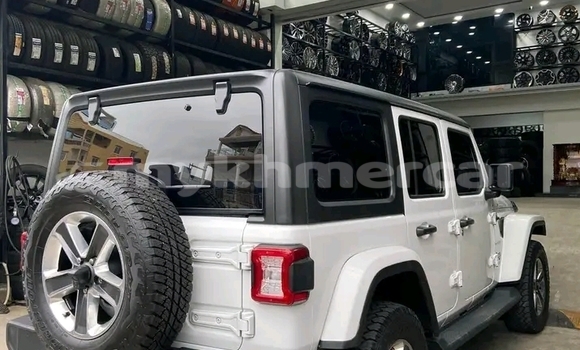 Buy Used Jeep Wrangler White Car in Thmar Kol in Battambang Province Buy Used Jeep Wrangler White Car in Thmar Kol in Battambang Province