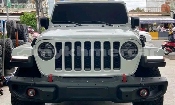 Buy Used Jeep Wrangler White Car in Thmar Kol in Battambang Province Buy Used Jeep Wrangler White Car in Thmar Kol in Battambang Province