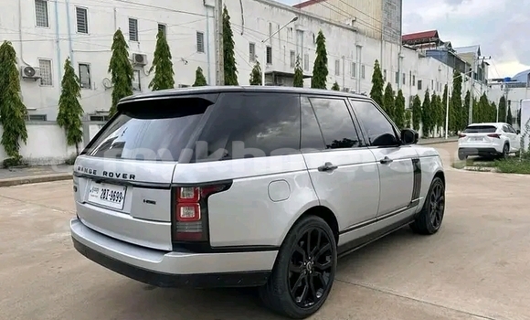ទិញ បានប្រើ Range Rover Evoque Other ឡាន} ក្នុង Chbar Mon ក្នុង Kampong Speu Province ទិញ បានប្រើ Range Rover Evoque Other ឡាន} ក្នុង Chbar Mon ក្នុង Kampong Speu Province