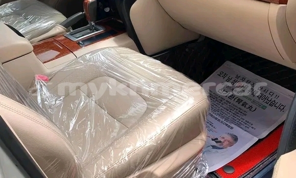 ទិញ បានប្រើ Toyota Land Cruiser White ឡាន} ក្នុង Kratié ក្នុង Kratié Province ទិញ បានប្រើ Toyota Land Cruiser White ឡាន} ក្នុង Kratié ក្នុង Kratié Province