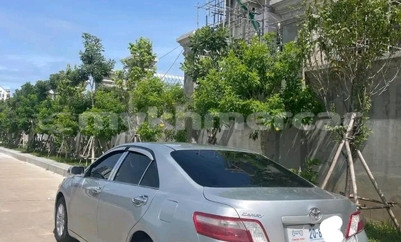 Acheter Occasion Voiture Toyota Camry Autre à Khŭm Sráng, Kampong Speu Province