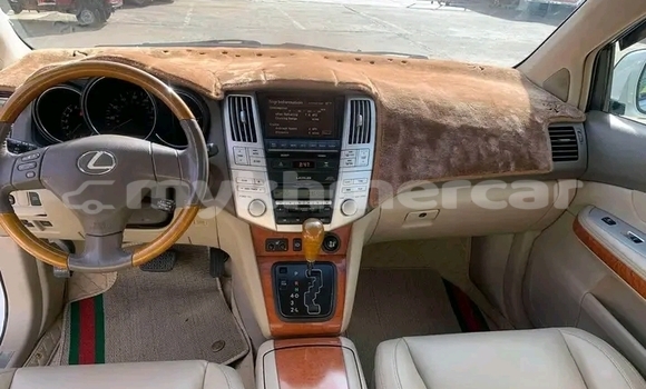 ទិញ បានប្រើ Lexus RX 330 White ឡាន} ក្នុង Khŭm Sráng ក្នុង Kampong Speu Province ទិញ បានប្រើ Lexus RX 330 White ឡាន} ក្នុង Khŭm Sráng ក្នុង Kampong Speu Province