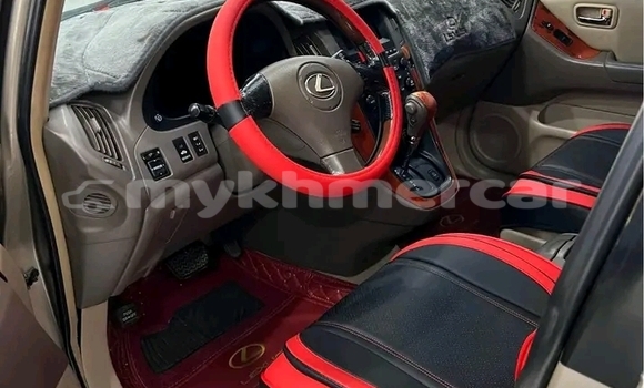 Acheter Occasion Voiture Lexus RX 300 Autre à Koulen, Preah Vihear Province Acheter Occasion Voiture Lexus RX 300 Autre à Koulen, Preah Vihear Province