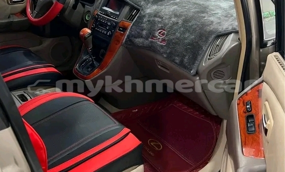 Acheter Occasion Voiture Lexus RX 300 Autre à Koulen, Preah Vihear Province Acheter Occasion Voiture Lexus RX 300 Autre à Koulen, Preah Vihear Province