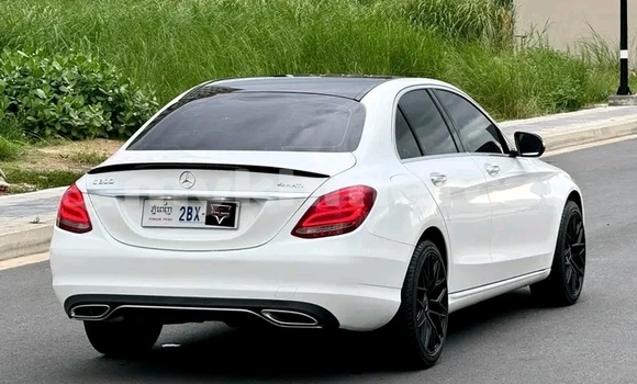 Acheter Occasion Voiture Mercedes-Benz A–Class Blanc à Bavet, Svay Rieng Province Acheter Occasion Voiture Mercedes-Benz A–Class Blanc à Bavet, Svay Rieng Province